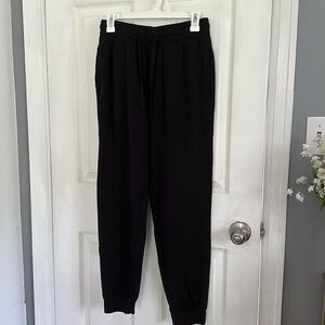 Men’s H&M black sweatpant joggers